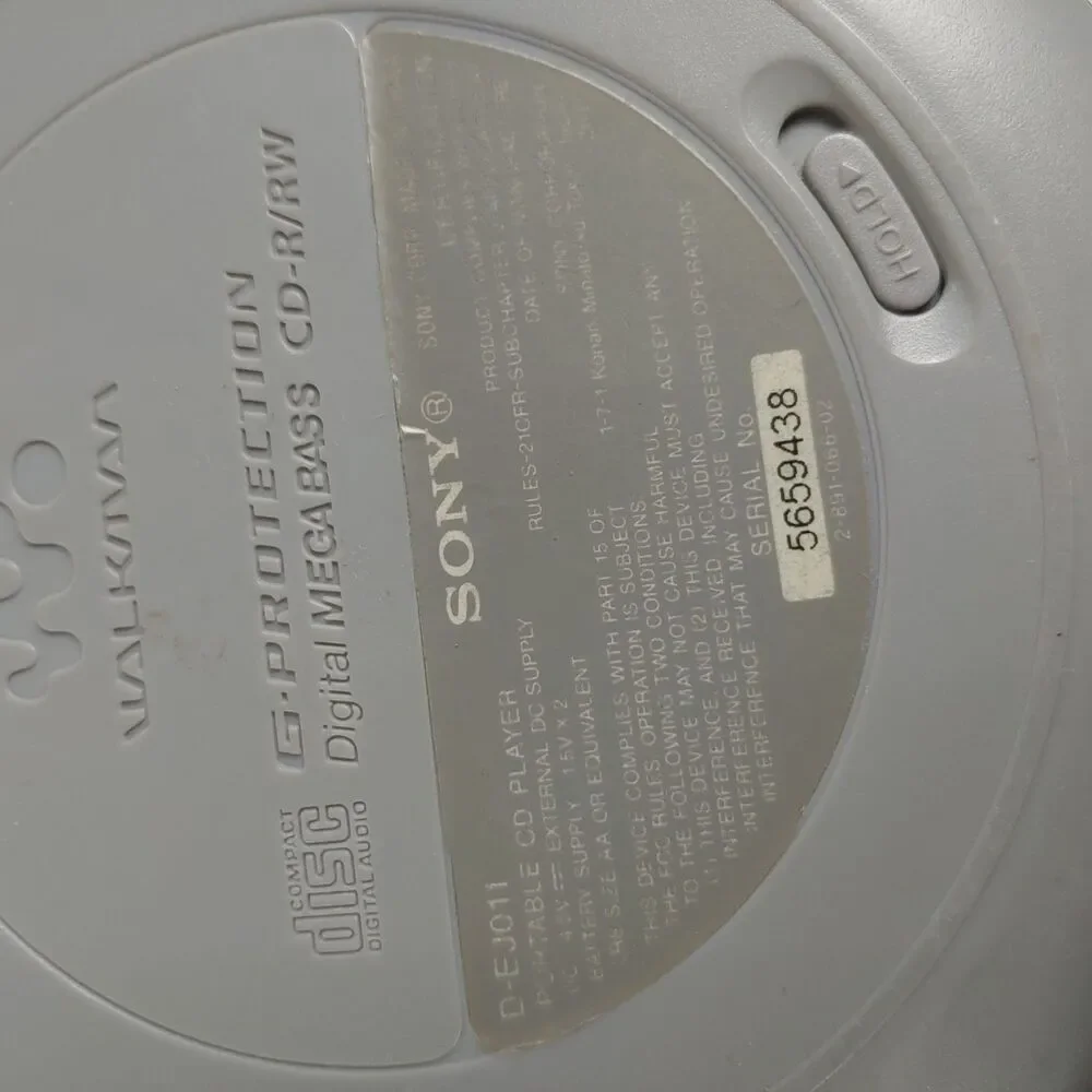 PARTS ONLY - Vtg Sony Walkman D-EJ011 Portable CD Player Silver G-Protection
